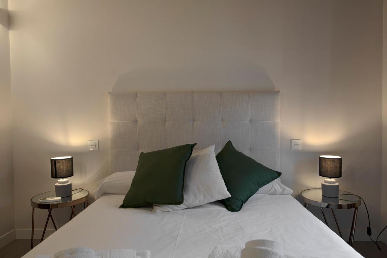 Suncity Boho Suite Loft マラガ エクステリア 写真